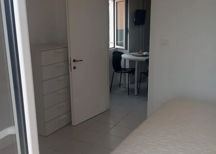 La Casa Del Poeta Fronte Mare Apartman San Remo