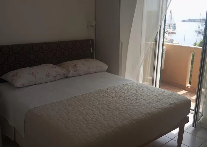 La Casa Del Poeta Fronte Mare San Remo